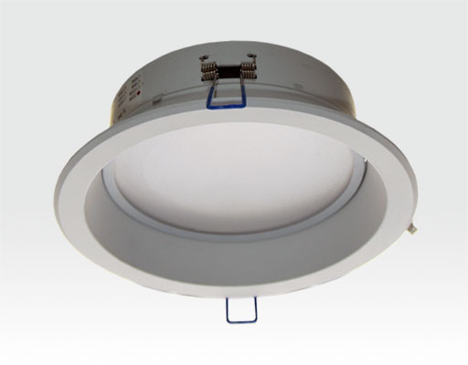 9W LED Einbau Downlight weiß rund Warm Weiß / 2700-3200K 585lm 230VAC IP40 120Grad-Ausstellungsstück mit kleinen Schönheitsfehlern