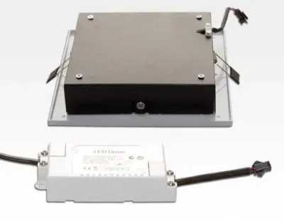 15W LED Einbau Downlight weiß quadratisch Warm Weiß / 2700-3200K 975lm 230VAC IP40 120Grad -Ausstellungsstück mit kleinen Schönheitsfehler — Bild 2